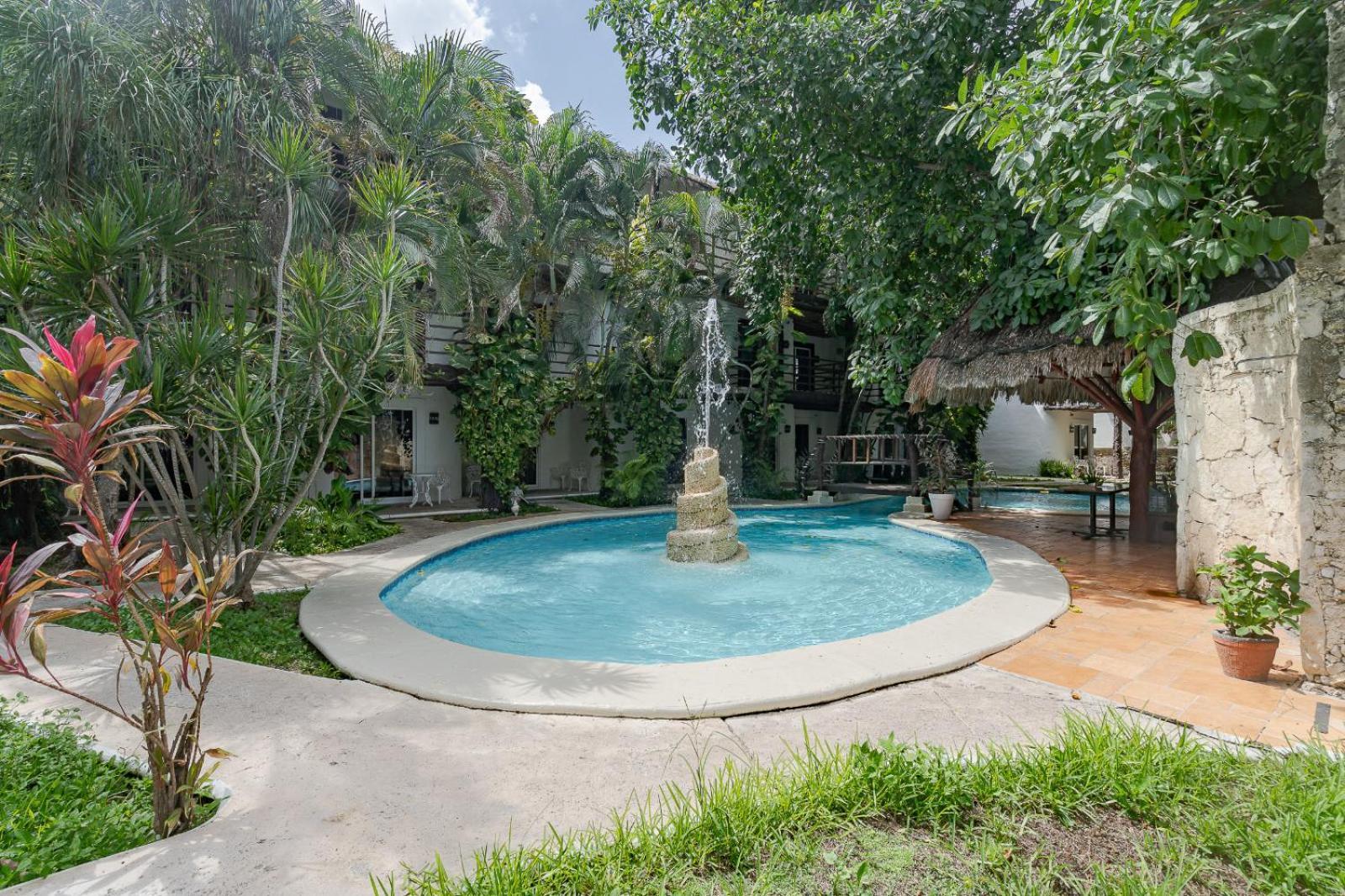 Mayan Art Hotel 10 Avenue Playa del Carmen Exterior foto