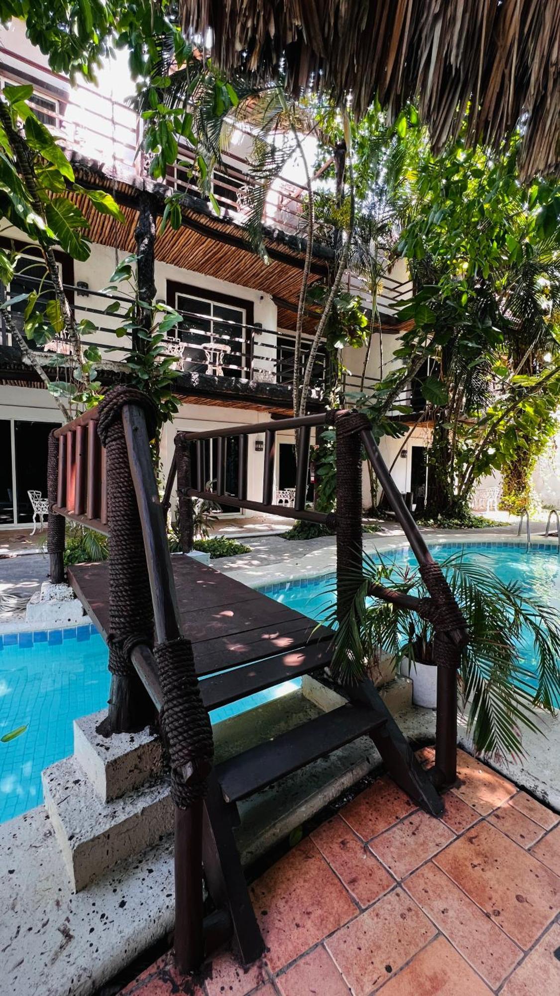 Mayan Art Hotel 10 Avenue Playa del Carmen Exterior foto